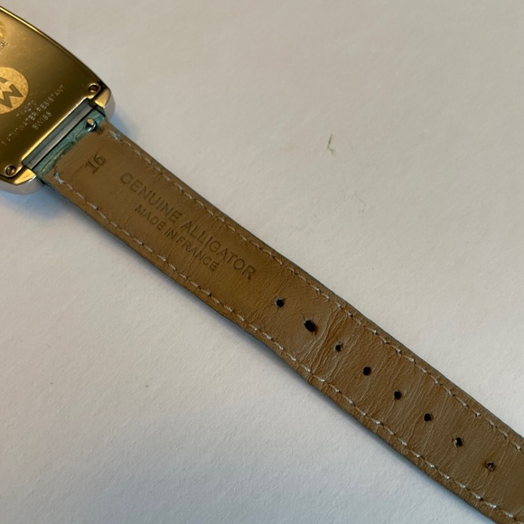 MICHELE Vintage Mini Urban Stainless Steel and Quartz Watch. - Picture 8 of 9